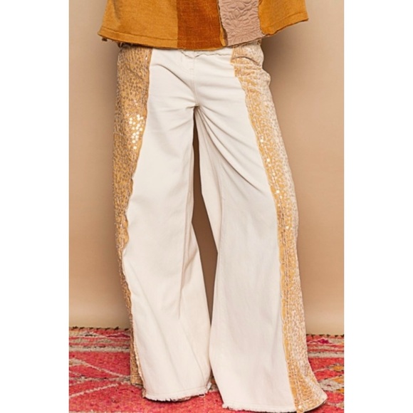 POL Floral Sequin & Velvet Side Stripe Wide Leg Jeans - Picture 4 of 15